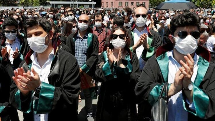 Avukat tarifelerine yüzde 30 zam! İşte fiyatlar