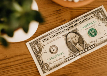 Dolar patladı, bankaların mobil uygulaması çöktü