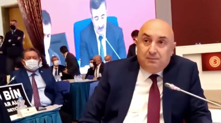 Özkoç’tan zor sorular… Soylu’nun yüzüne karşı tek tek sordu