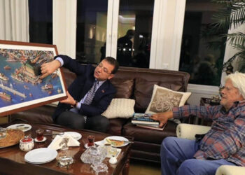 İmamoğlu, Cüneyt Arkın’ı ziyaret etti