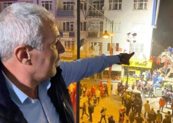 Enkazdan sağ çıktı, dehşet anlarını anlattı