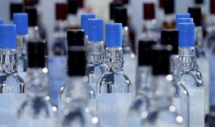 Sahte içkiden üç kişi hayatını kaybetti!