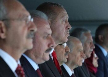 ‘Tek adam’a karşı ‘Çok adam’