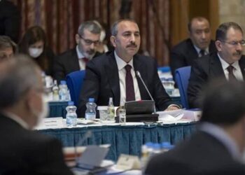 Bakan Gül açıkladı: Finans mahkemeleri kuruluyor