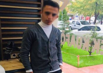 14 yaşındaki çocuk işçiyi demir copla dövdü!