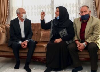 Kılıçdaroğlu’ndan Başak Cengiz’in ailesine taziye ziyareti