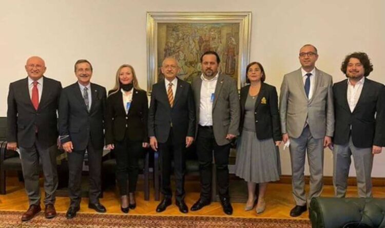 AKP’den istifa edip CHP’ye geçtiler