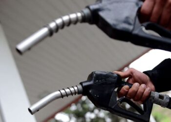 Beklenen oldu: Benzin, motorin ve LPG’ye dev zam