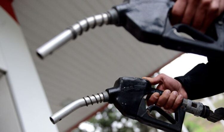 Beklenen oldu: Benzin, motorin ve LPG’ye dev zam