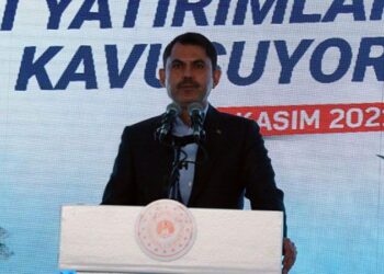 CHP’li belediyeyi hedef alan Kurum’dan ‘çengi’ benzetmesi