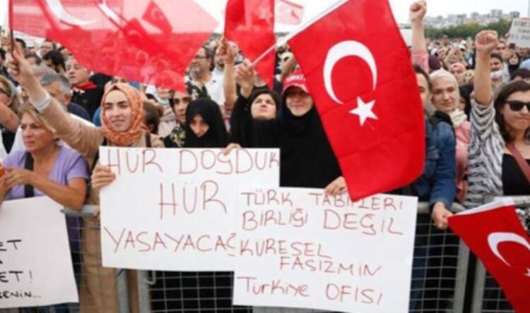 Aşı karşıtları parti kurdu