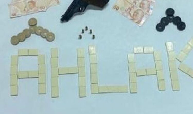 Kumar nedeniyle kapatılan dernekte kumar oynadılar