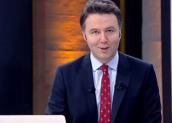 Sunucu Mehmet Akif Ersoy trafik kazası geçirdi
