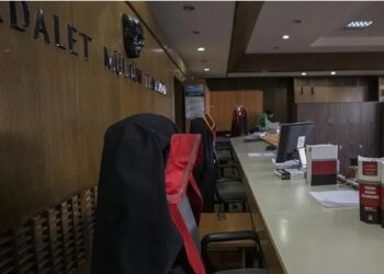 Eski hakime ‘FETÖ üyeliği’nden hapis cezası