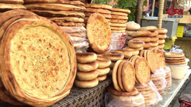 Xinjiang’da üretilen ekmekler Rusya’daki tabaklara ulaşıyor