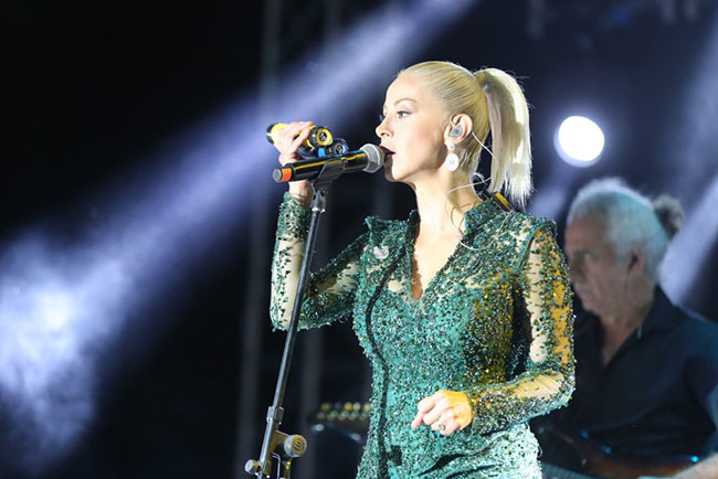 Niran Ünsal’dan hayranlarına kötü haber