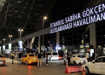 İstanbul’da uçuşlara ‘sis’ ayarı