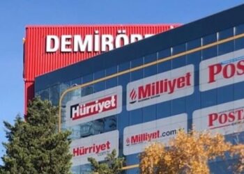 Binlerce çalışanı olan Demirören’in yılbaşı çekilişi şaşkına çevirdi
