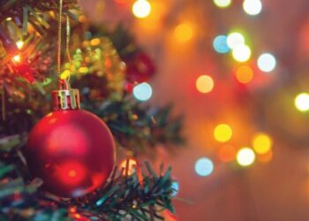 Diyanet’ten yılbaşı fetvası: Çam ağacı ve Noel Baba figürlü pasta caiz değil