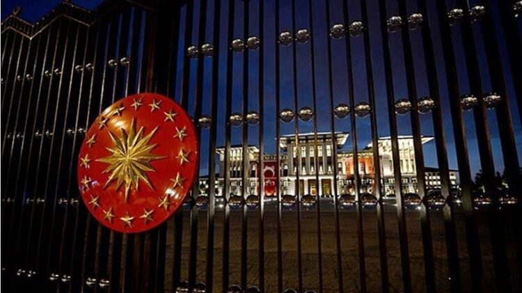 ‘Külliye’ çalışanlarına yasadışı ödeme iddiası: CHP’li vekilden Saray’a zor soru