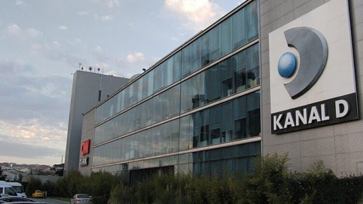 Kanal D’de üst düzey isimden tepki istifası