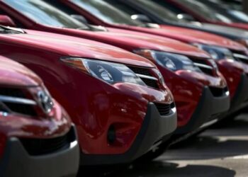 Döviz kurlarındaki ralli otomobil fiyatlarını da vurdu