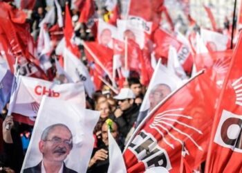 İlk miting bugün Mersin’de: CHP, ‘acil seçim’ çağrısıyla sahaya çıkıyor
