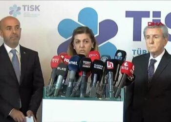 3. toplantı bitti: Asgari ücrette ilk teklifler belli oldu