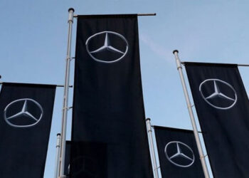 İmamoğlu’nun çağrısına Mercedes-Benz Türk’ten jet yanıt