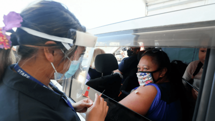 Aşı olanlara para veriliyor diye aynı gün içinde 10 doz koronavirüs aşısı oldu