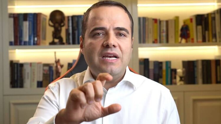 Özgür Demirtaş’tan asgari ücret tahmini: ‘Keşke haksız çıksam ama…’