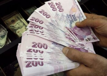 100 bin lirasını kur korumalı vadeli hesaba yatıranlar ne kadar kazanacak?