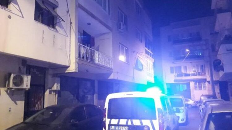 Tartıştığı annesini bıçakla öldürdü