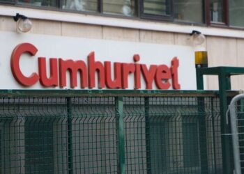 Cumhuriyet’ten ayrılan 24 isim sessizliğini bozdu, ortak bildiri yayımladı!