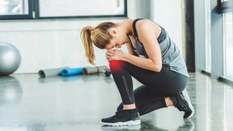 Dizden ve eklemden gelen sese dikkat