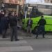 Halk otobüsü durakta bekleyenlere çarptı