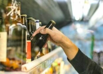 Resmi Gazete’de yayımlandı: Tütün ve alkollü içki satış belgelerine zam