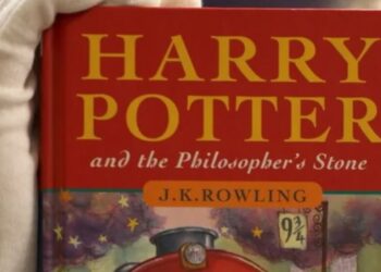 Harry Potter ve Felsefe Taşı’nın ilk baskısına rekor fiyat