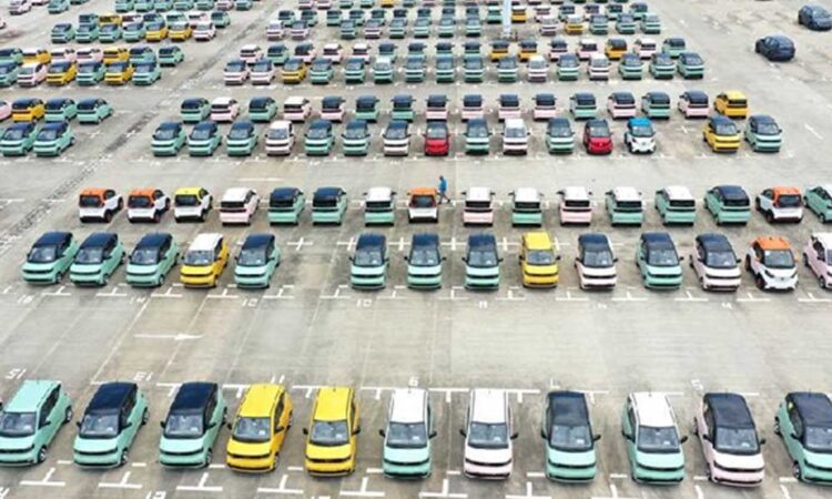 Çin’de yeni enerjili araç satışları Kasım’da hızlı yükseldi