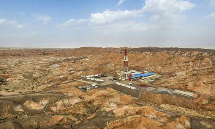 Çin’in Tarim Petrol Sahası, bu yıl 30 milyon tondan fazla eşdeğer petrol ve doğalgaz üretti