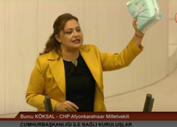 CHP’li Burcu Köksal kürsüye gübre, un ve bebek beziyle çıktı