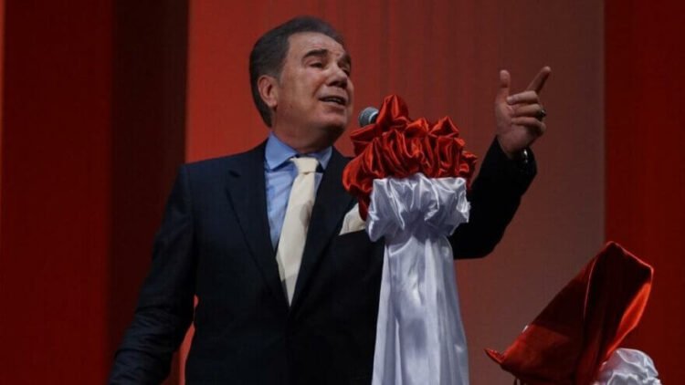 Usta sanatçı Faruk Tınaz hayatını kaybetti