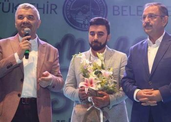 AKP’li eski başkandan, Özhaseki hakkında dikkat çekici itiraflar