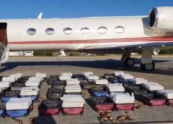 Kokain dolu uçağın pilotu hakkkında karar