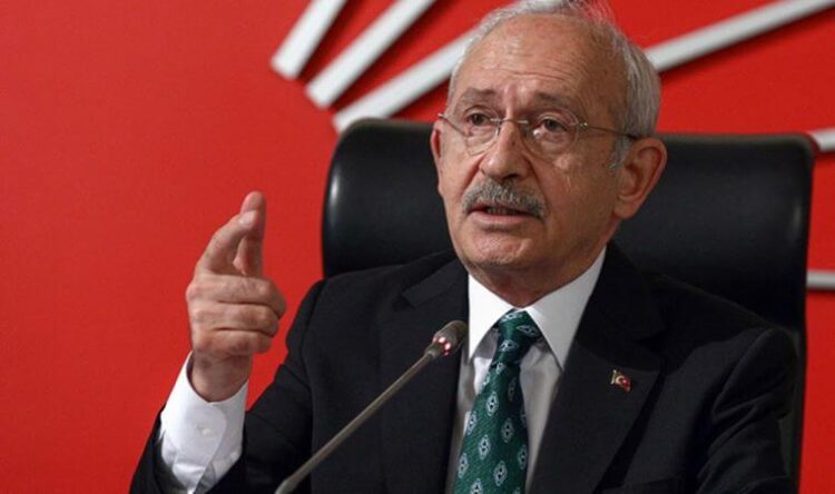 Kılıçdaroğlu’ndan ‘el hareketi’ hakkında açıklama: Kastım yoktu, sözlerime baksınlar