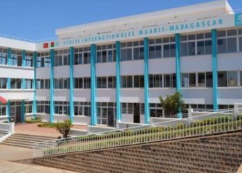 Resmileştirdiler… İktidara yakın vakıflara tanınan imtiyazın belgesi