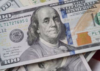 Ünlü ekonomist dolar kuru tahminini açıkladı