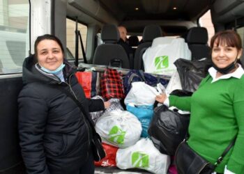 Bulgaristan vatandaşları akın etti: Bize ucuz geliyor, ne bulduysak aldık