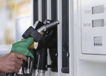Benzin ve motorine dev zam geliyor
