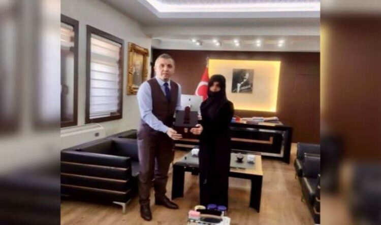 Kaymakamdan boya sandığı ‘hediye’si: Tepkiler sonrası kaldırıldı